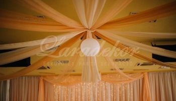 Hagyományos esküvő