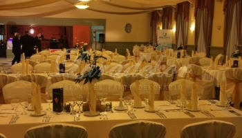 Hagyományos esküvő