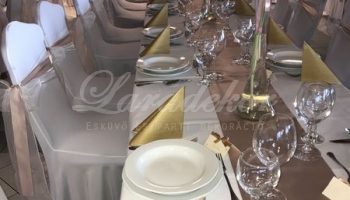 Hagyományos esküvő