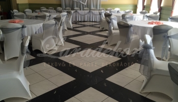 Hagyományos esküvő