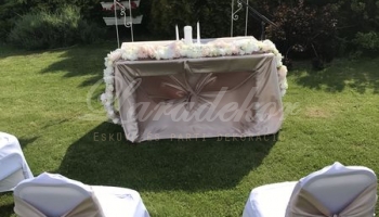 Kültéri ceremónia