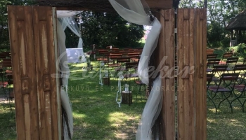 Kültéri ceremónia